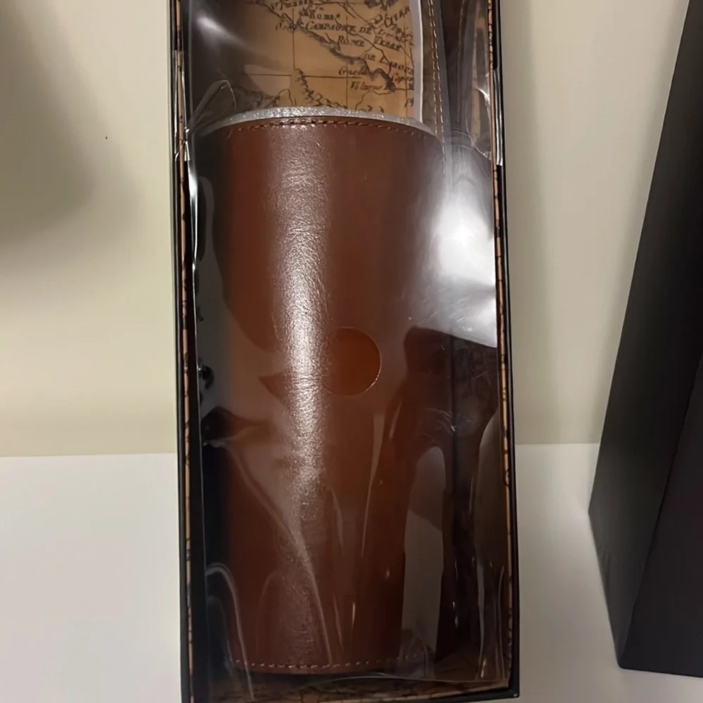 Patricia Nash, leather wine bottle carrier in gift box, new